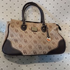 Vintage 1975  Dooney and Bourke shoulder bag